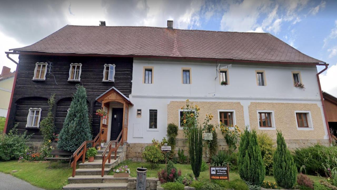 Ubytovani U Sviraku Srbská Kamenice Buitenkant foto