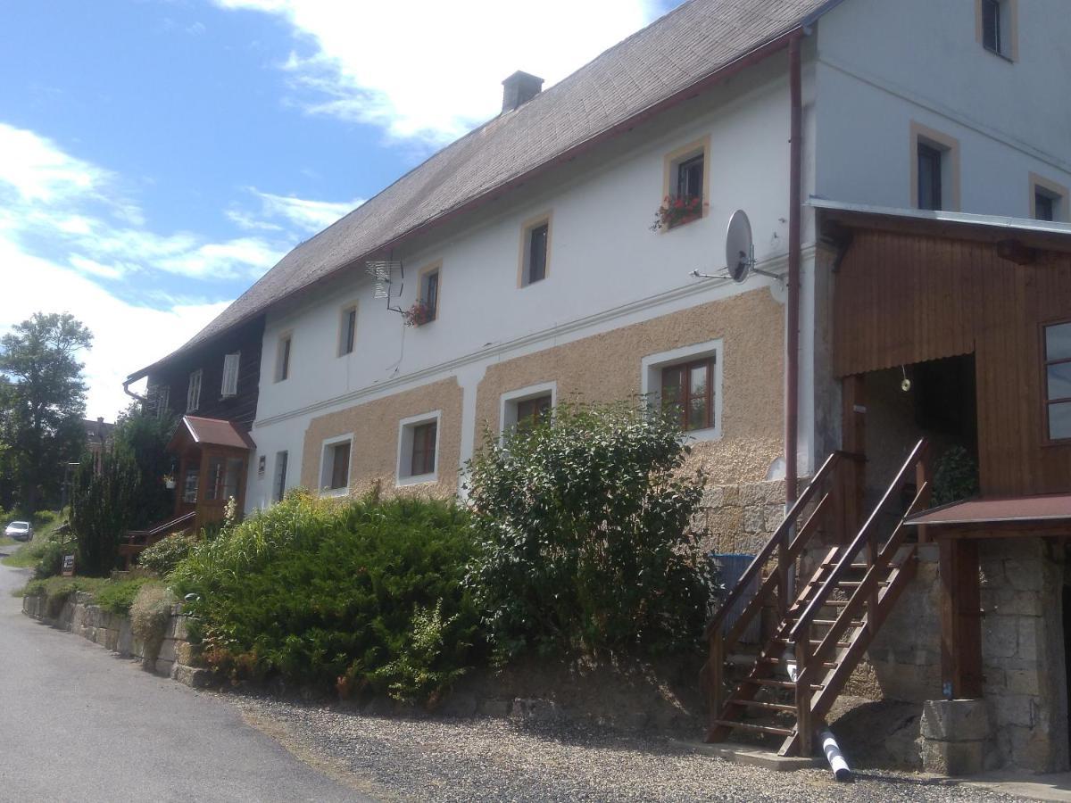 Ubytovani U Sviraku Srbská Kamenice Buitenkant foto